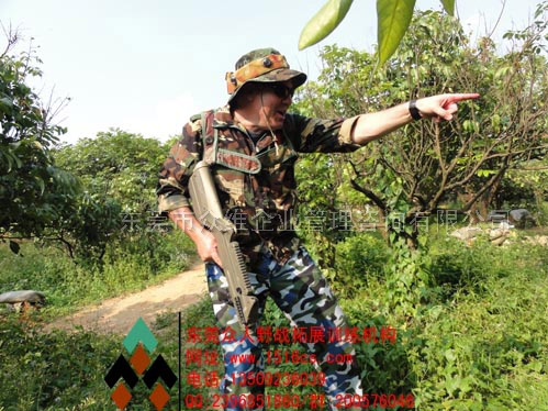 東莞CS野戰(zhàn)：小樣你哪里跑！